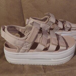 Nike Women's Icon Classic Barely Rose Pink Platform Sandals 7